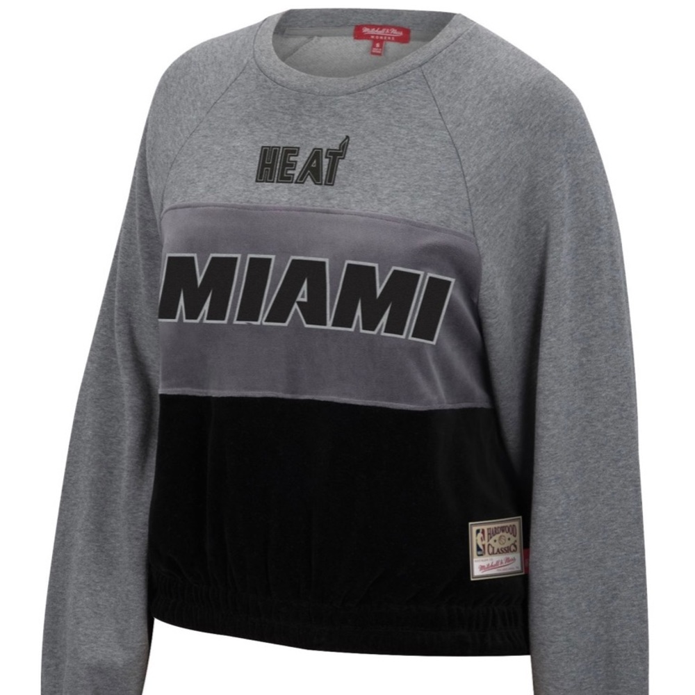 Mitchell & Ness Women's Miami Heat Grey Hardwood Classics Velour Pullover Crew